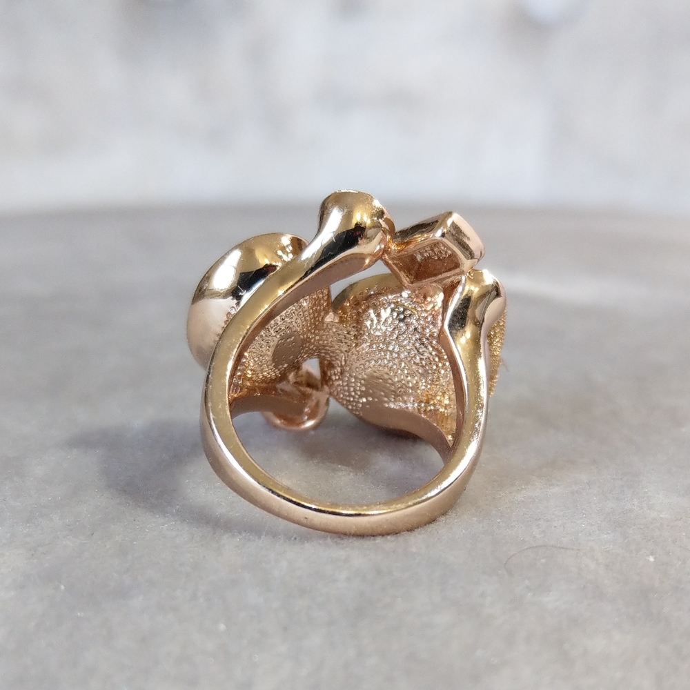 🍒STATEMENT RING🍒 - Picture 7 of 7